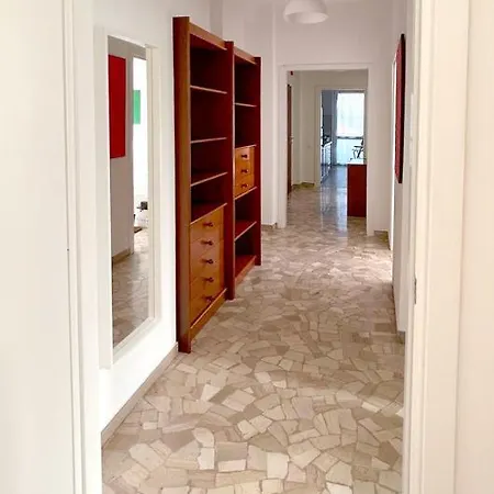 Casa Di Wheeny アパート コモ